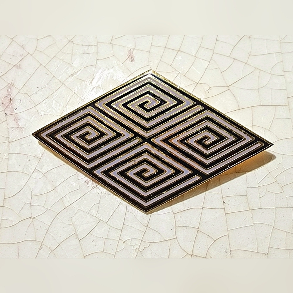Isle of Skye geometric gold and black diamond shaped brooch